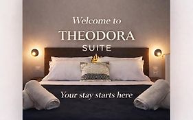 Theodora Suite Smart Key Box By Westbooking Gr